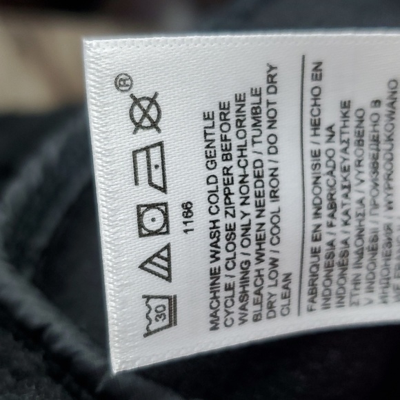 Athleta Cozy Sherpa Snap Sweatshirt in Black NWOT - Picture 9 of 11